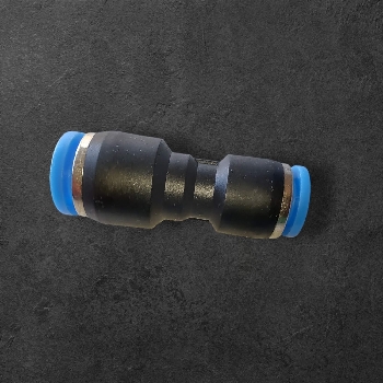 Prehod POM pneumatika 4mm na 8mm HACCP GMP